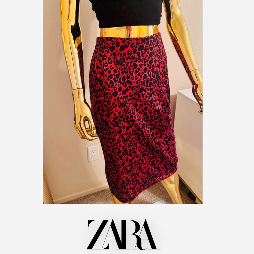 Zara Red and Black Leopard Print Pencil Skirt, Size L, NWOT